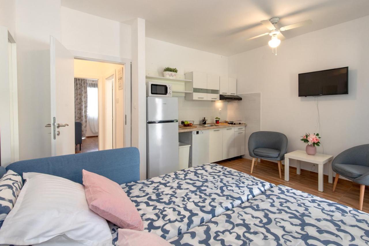 Apartment Dida I Mara 말린스카 외부 사진